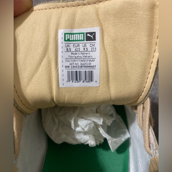 NWB Puma Clyde Beige Low-Top Sneakers - Picture 9 of 9